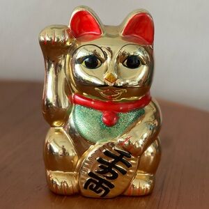Vintage gold Maneki Neko Lucky Cat